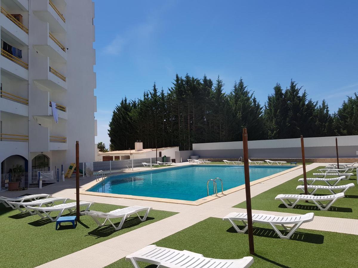 Hilcity Αλμπουφέιρα Εξωτερικό φωτογραφία
